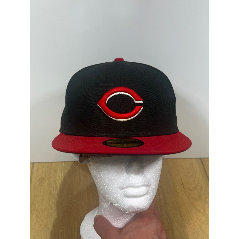 New Era Cincinnati Reds 59FIFTY Fitted Hat Black Red MLB Cap 7 5/8